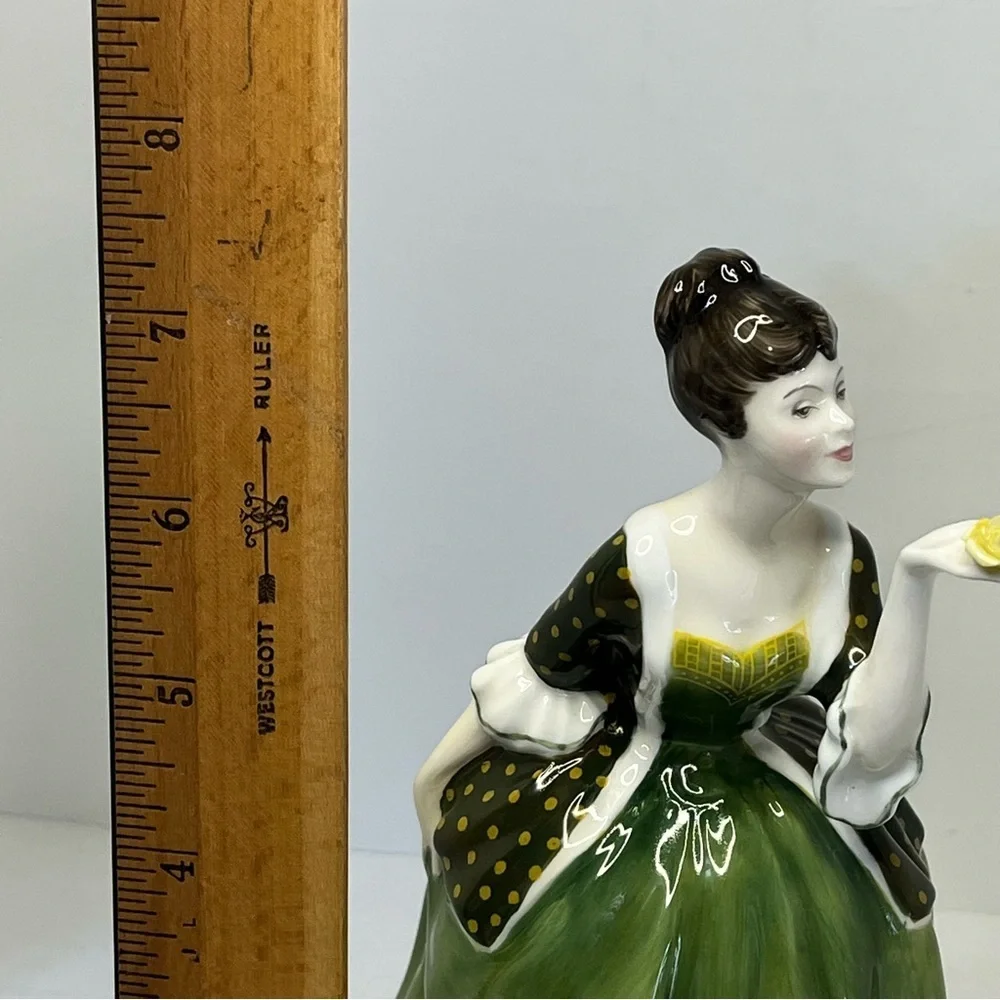 Vintage 1967 Royal Doulton Figurine “Fleur” HN 2368